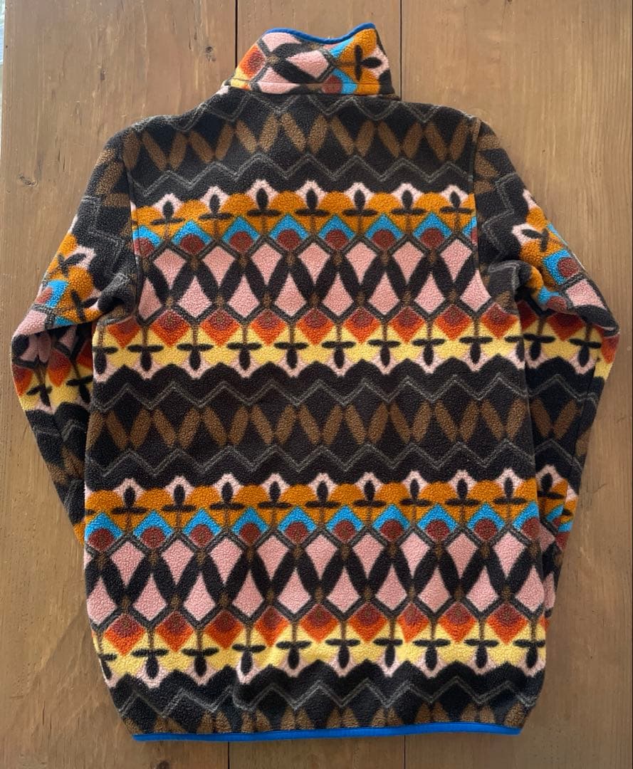 patagonia ウィメンズ　ライトウェイトシンチラスナップT