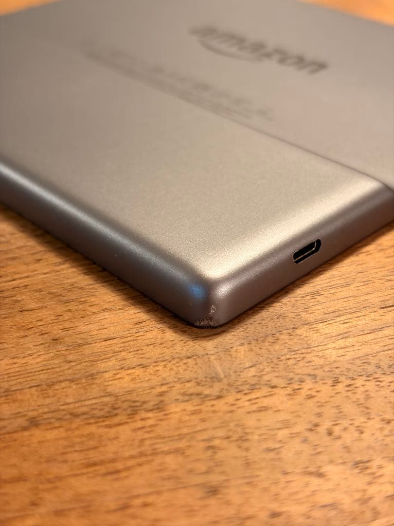 Kindle Oasis 第10世代 32GB 広告無し 本体 充電ケーブル付き