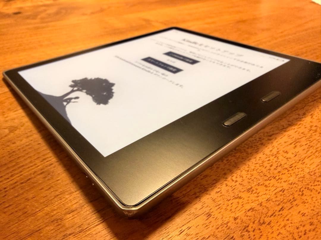 Kindle Oasis 第10世代 32GB 広告無し 本体 充電ケーブル付き