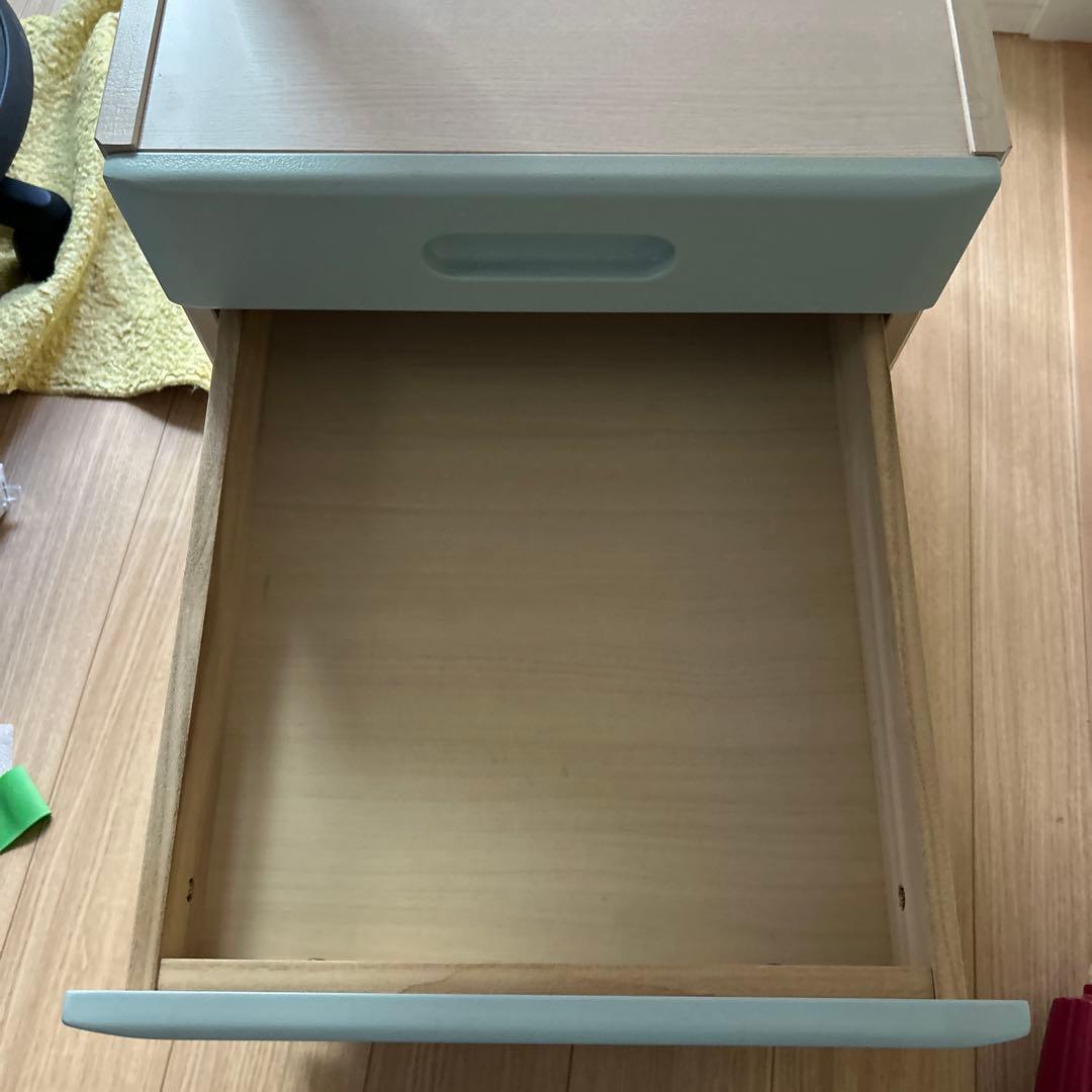 美品　勉強机のサイドワゴン　高さ調整可能　シックな色