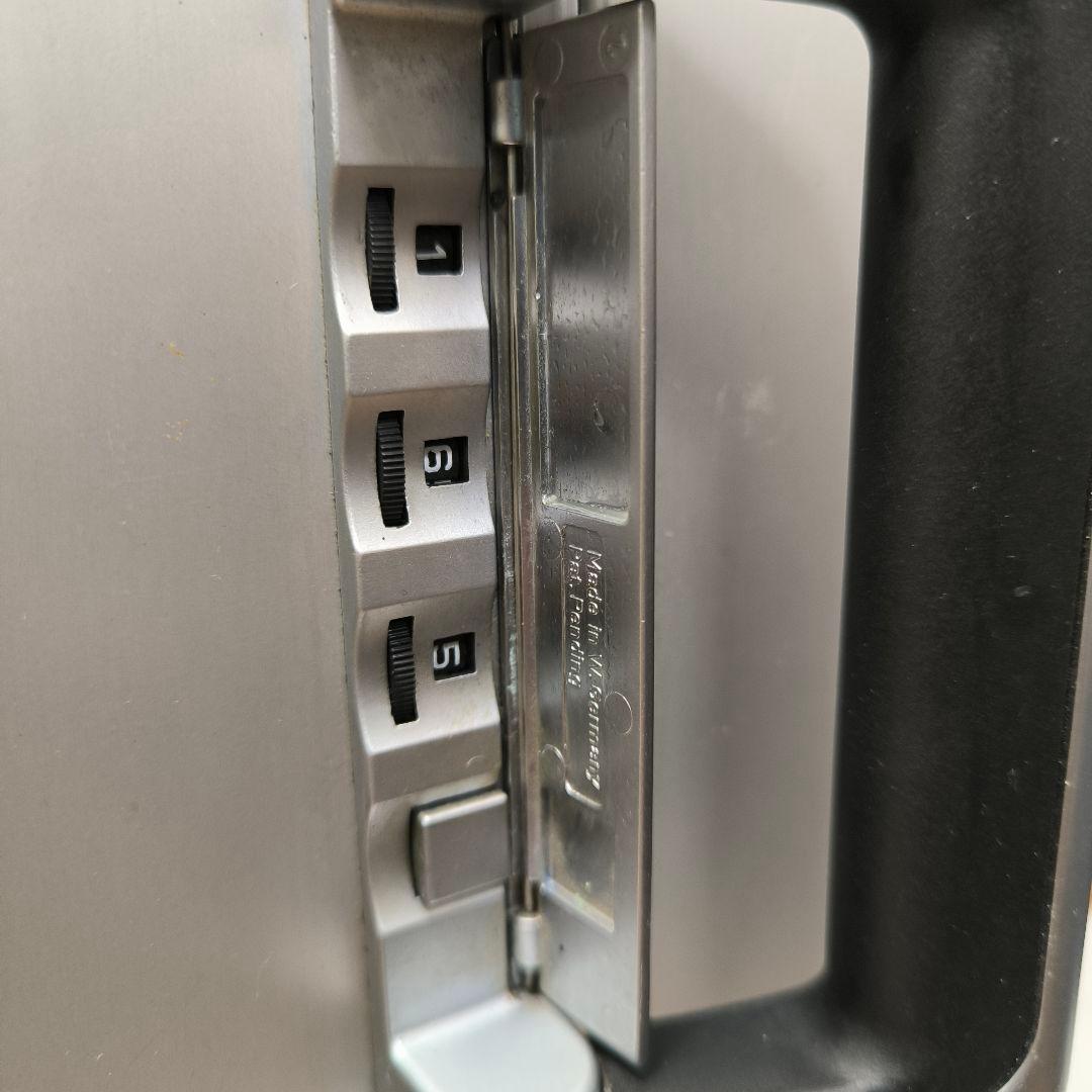 ゼロハリバートン　4S-WSI 72.5cmX50cmX25cm