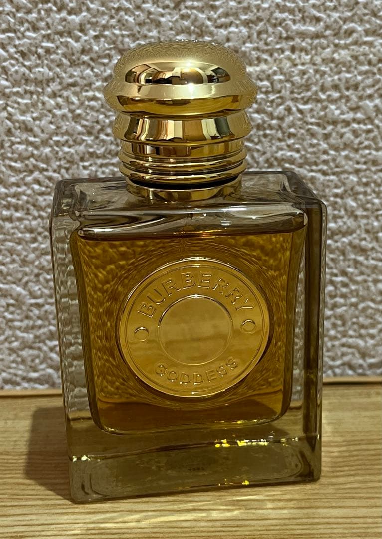 バーバリー　ゴッデス　オードパルファム　インテンス