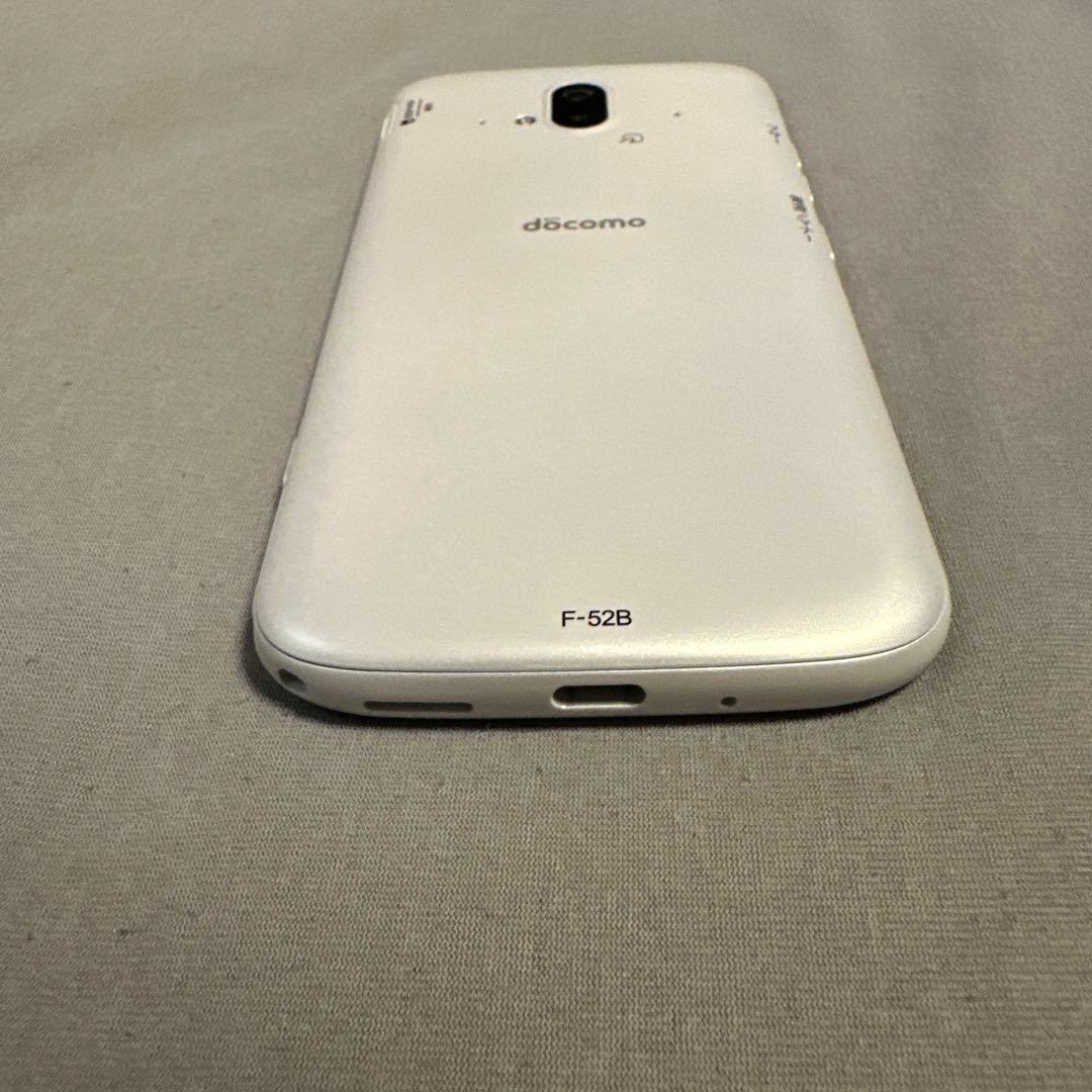 docomo らくらくスマートフォン F-52B SiMフリー 3
