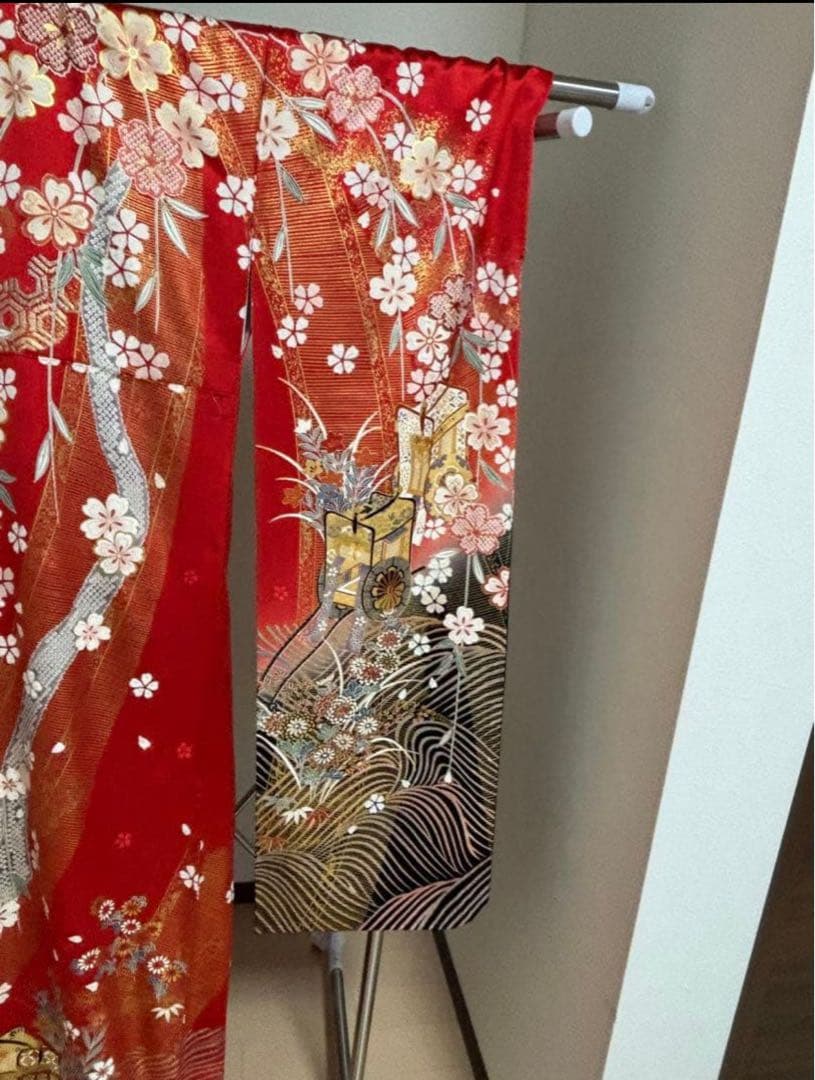 振袖（生絹）と帯の2点