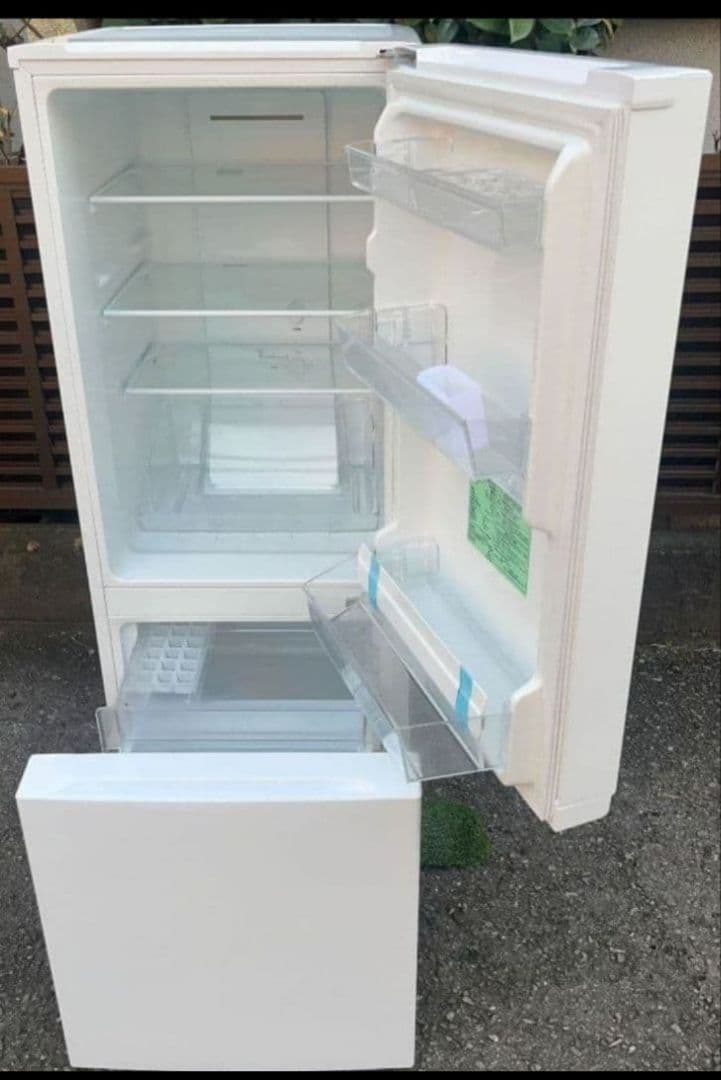 ヤマダ冷凍冷蔵庫　156L省エネ設計自動霜取り機能付き 2023年製