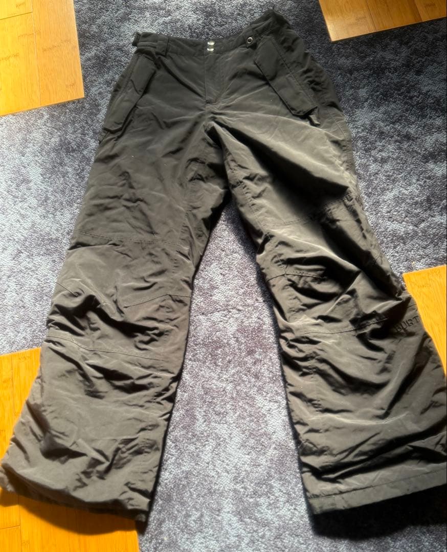 BURTONバートン子ども用スノーボードウェア