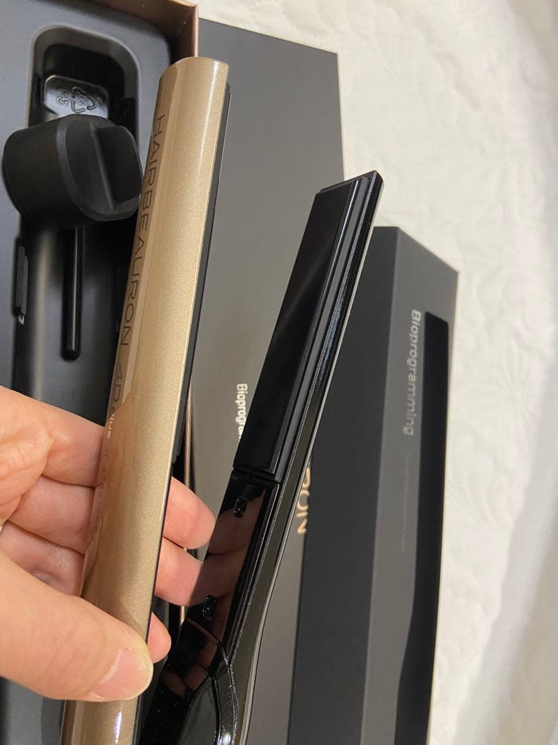 HAIRBEAURON 4D Plusのストレートアイロン　ヘアビューロン