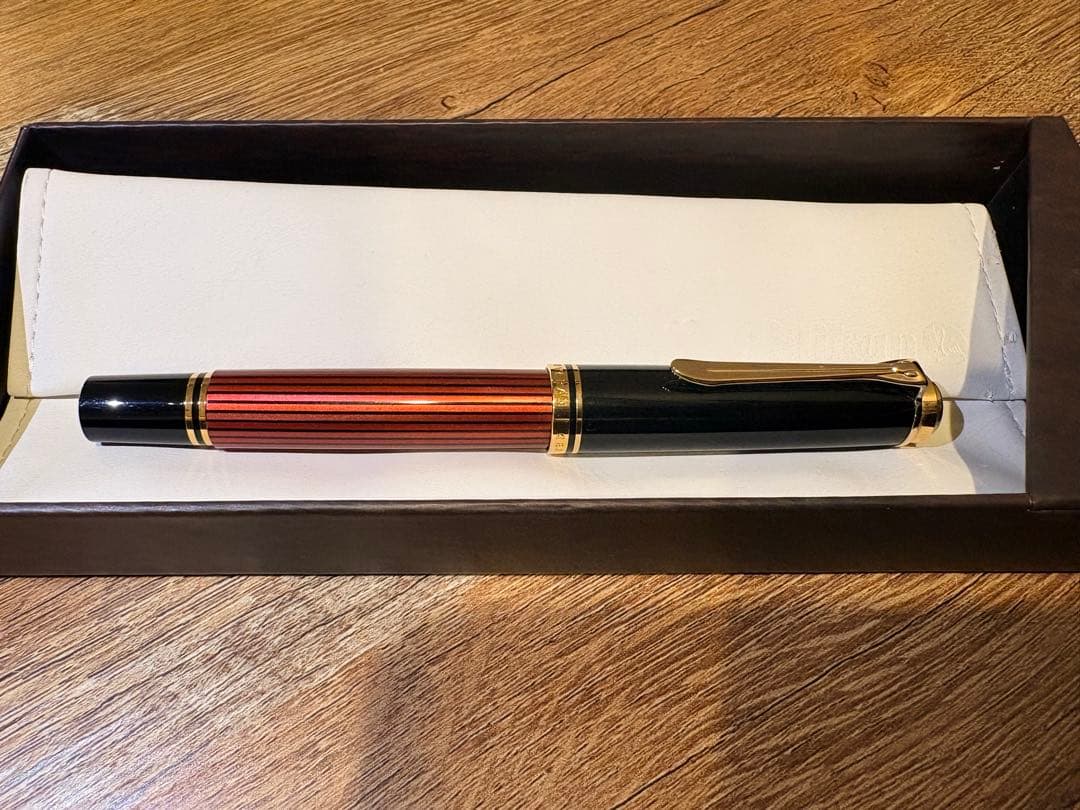 ペリカン　スーベレーン ボルドー　m600 EF