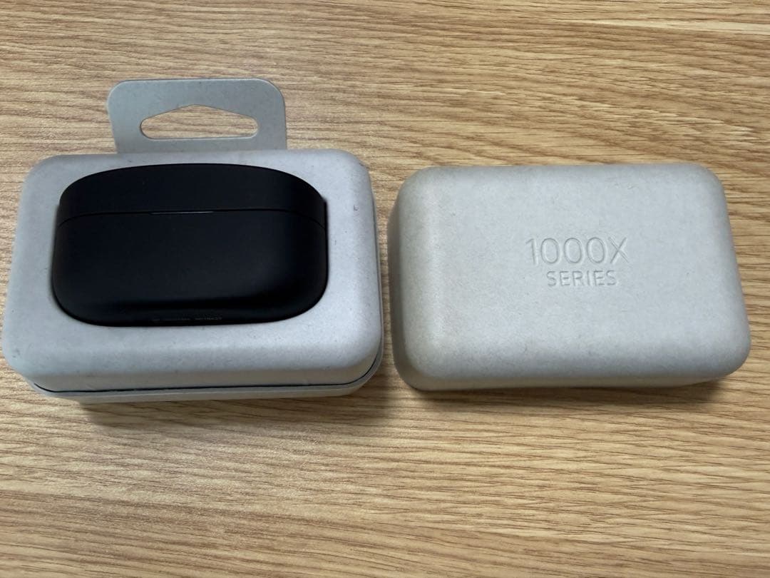 【美品】SONY WF-1000XM4 ワイヤレスイヤホン ブラック