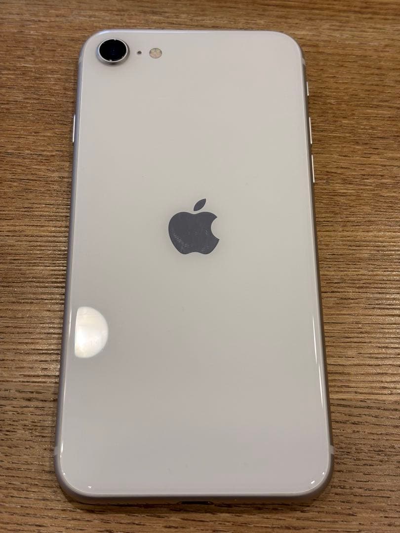 iPhone SE (第3世代) 64GB