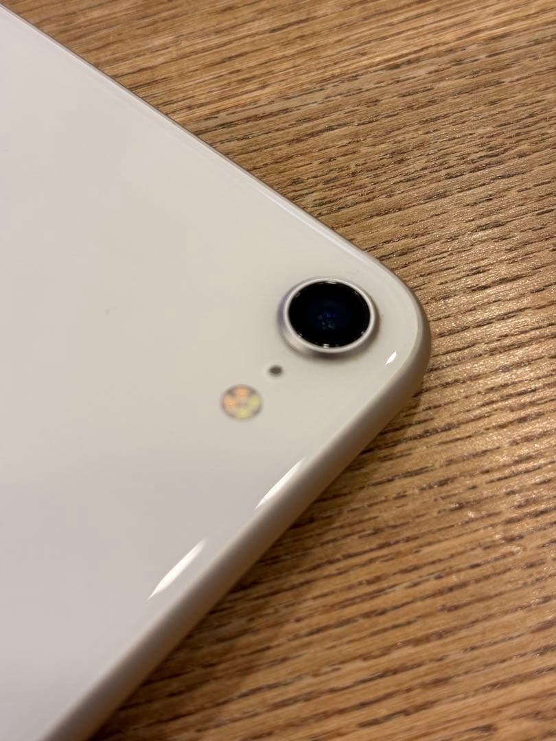 iPhone SE (第3世代) 64GB