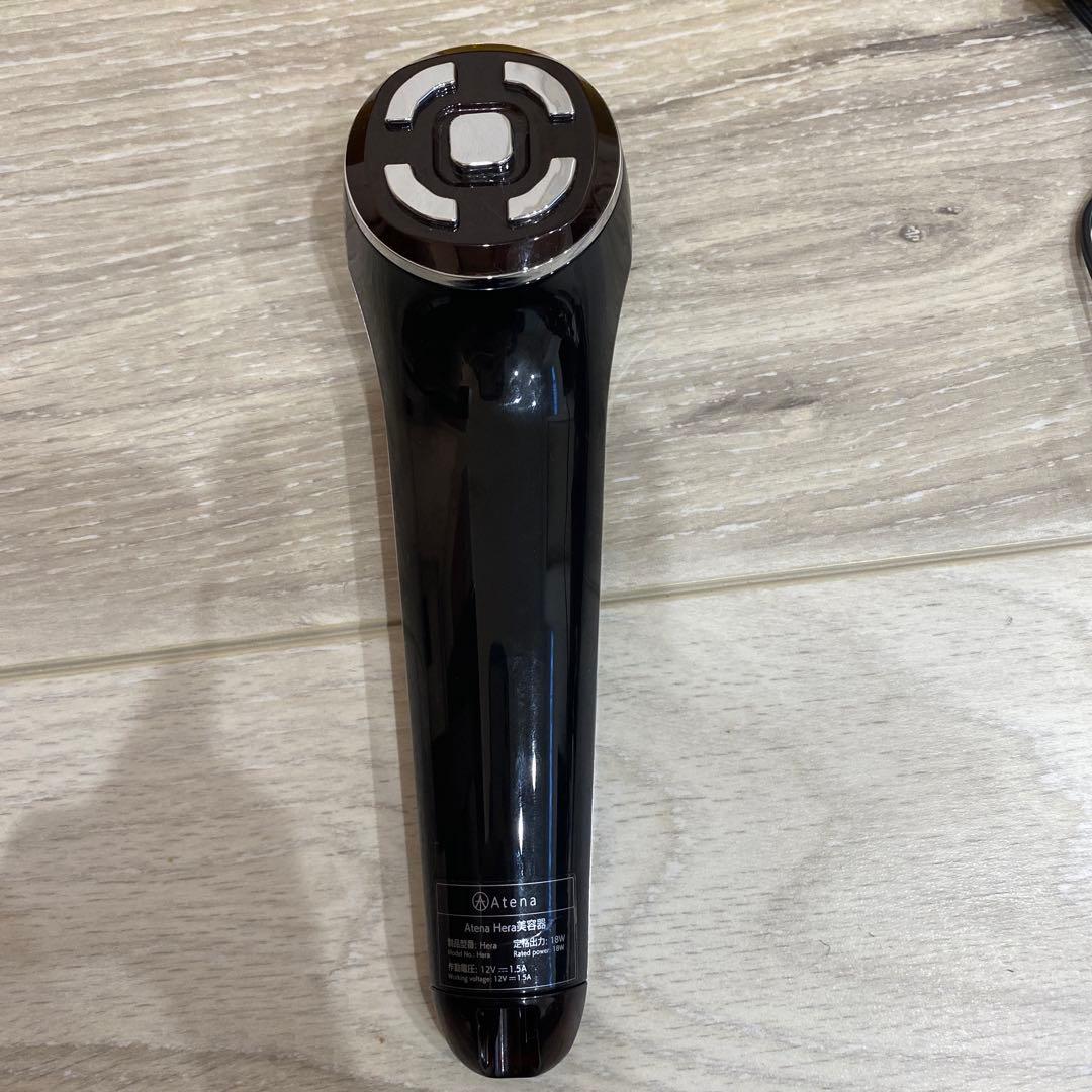 美顔器 EMS Hera リフトアップ 美顔器
