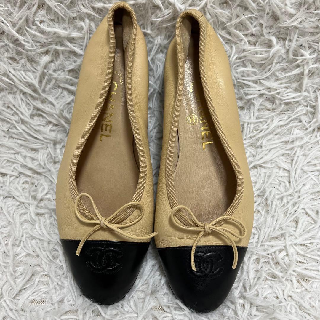 CHANEL バレエシューズ レザー ベージュ ココマーク フラットパンプス
