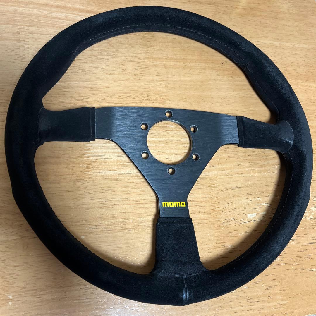 MOMO モモ　V35 バックスキン　ステアリング