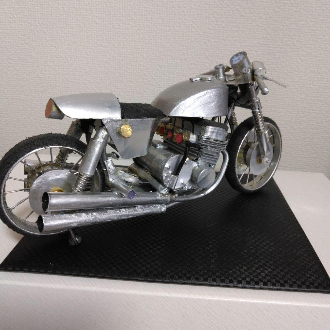 ☆ドリーム☆カスタムバイクＣＢＫＯ☆22センチ☆アルミ製バイクコレクション