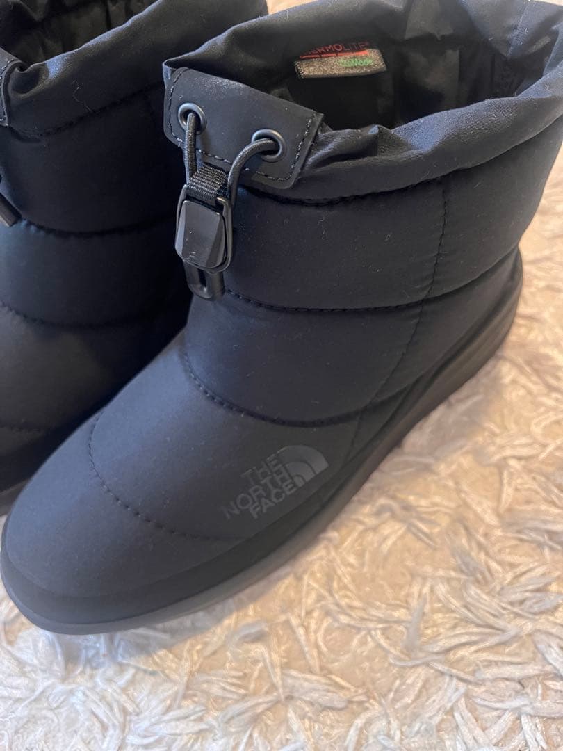 新品未使用THENORTHFACE ノースフェイス ヌプシ　スノーブーツ　防水