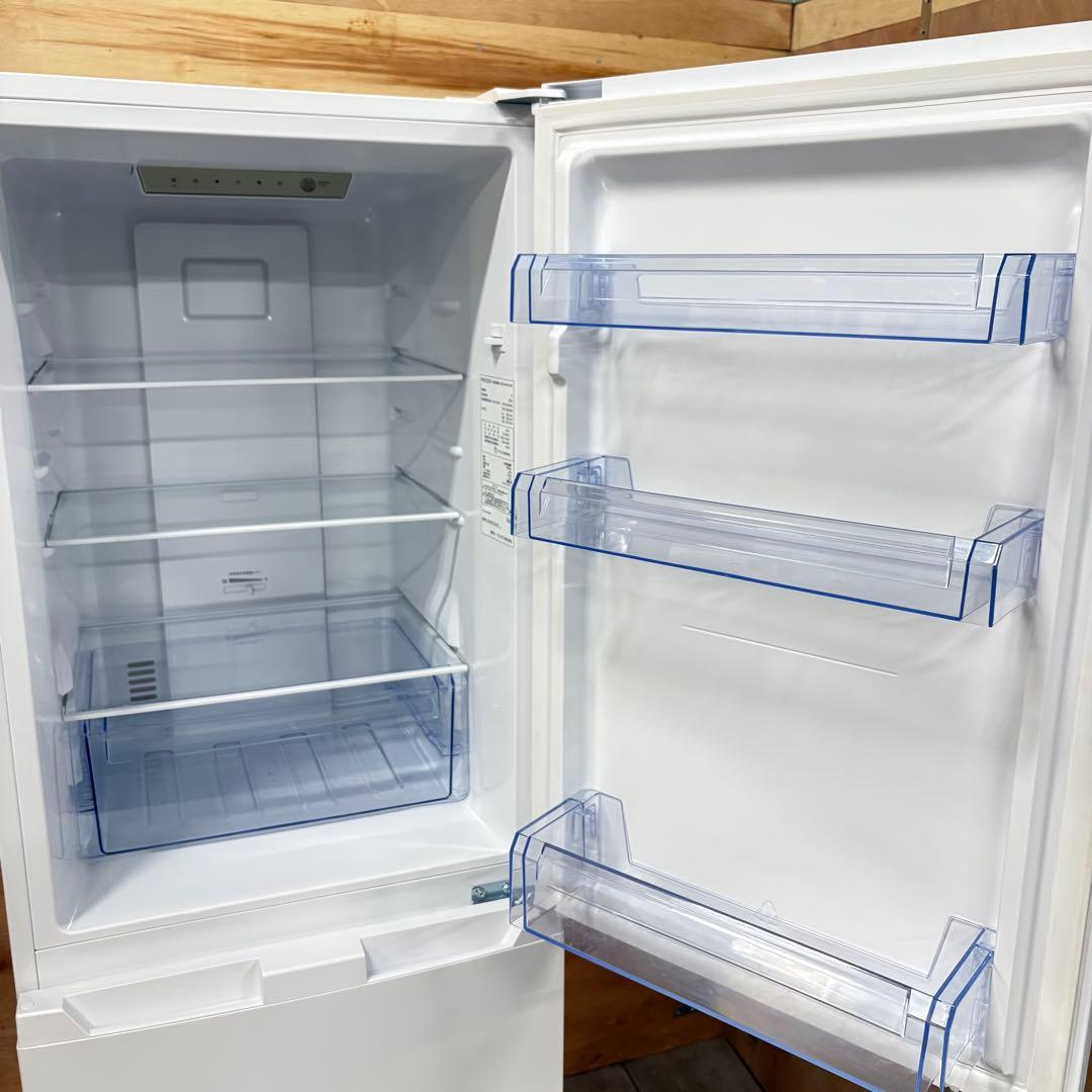 一都三県限定　配送設置無料　冷蔵庫　2ドア　MAXZEN 2024年製 230L