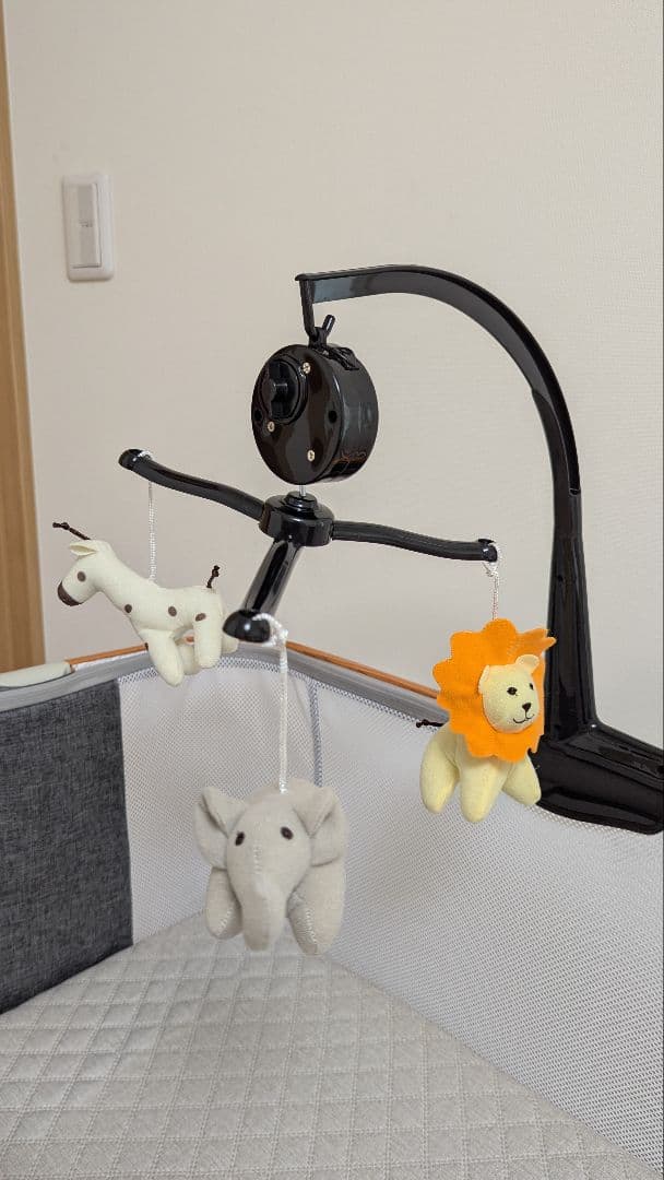 メッシュベビーベッド メリー付き