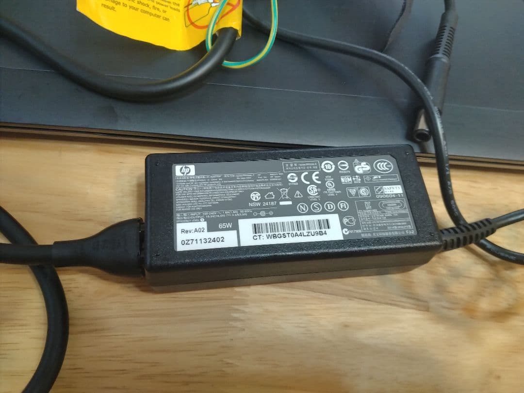 HP ZBook14 G2　i7-5600U メモリ８GB SSD256