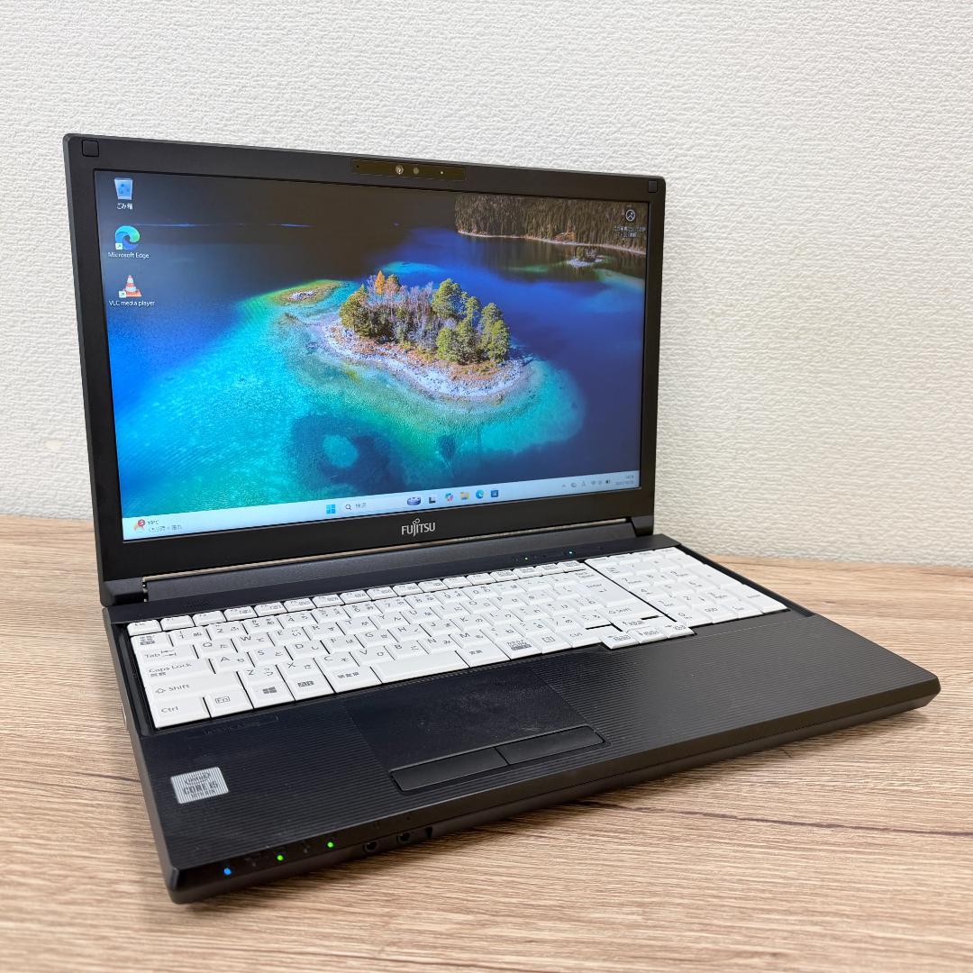 特価★LIFEBOOK A5510/DX i5 第10世代 8GB/500GB