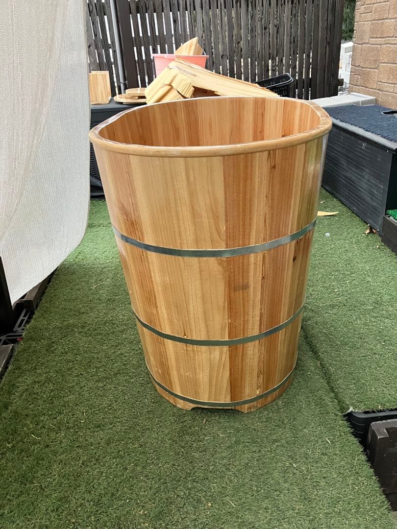 木製　風呂釜　浴槽　木の浴槽　浴槽　木桶　樽