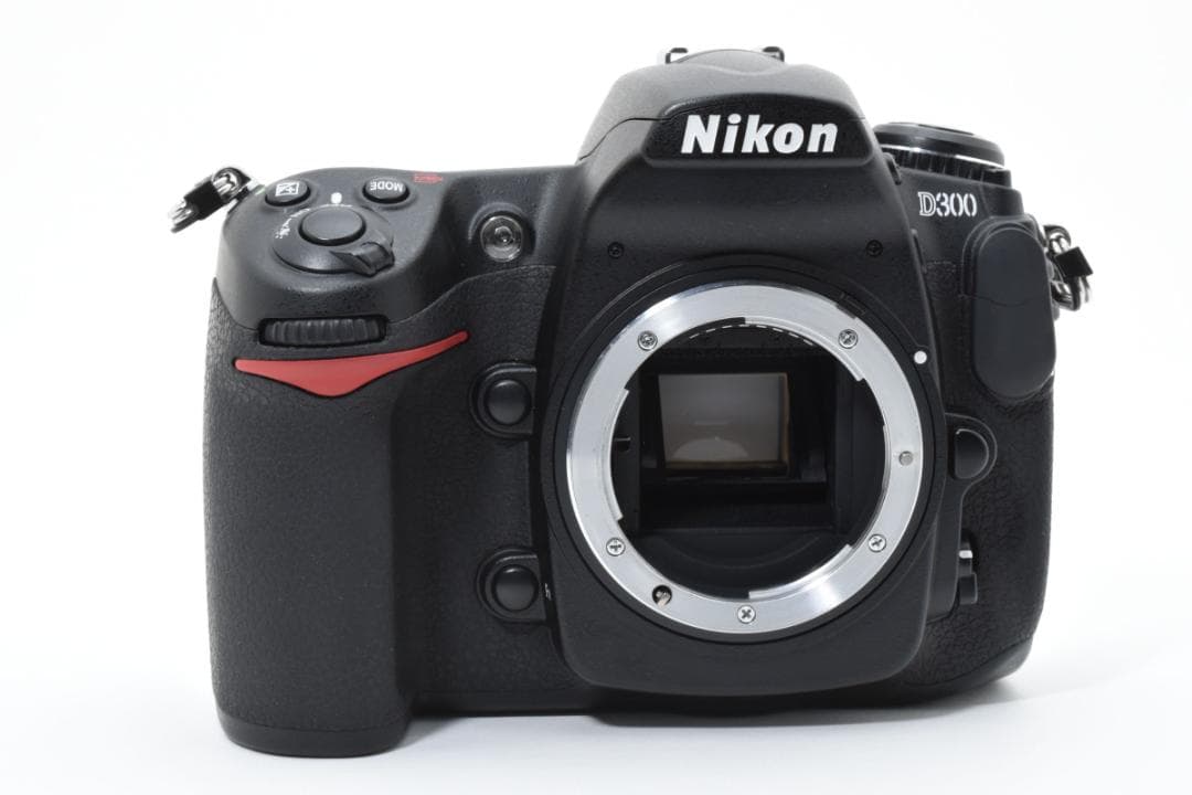 ■ 美品・ショット数6973回 ■ ニコン Nikon D300 ボディ