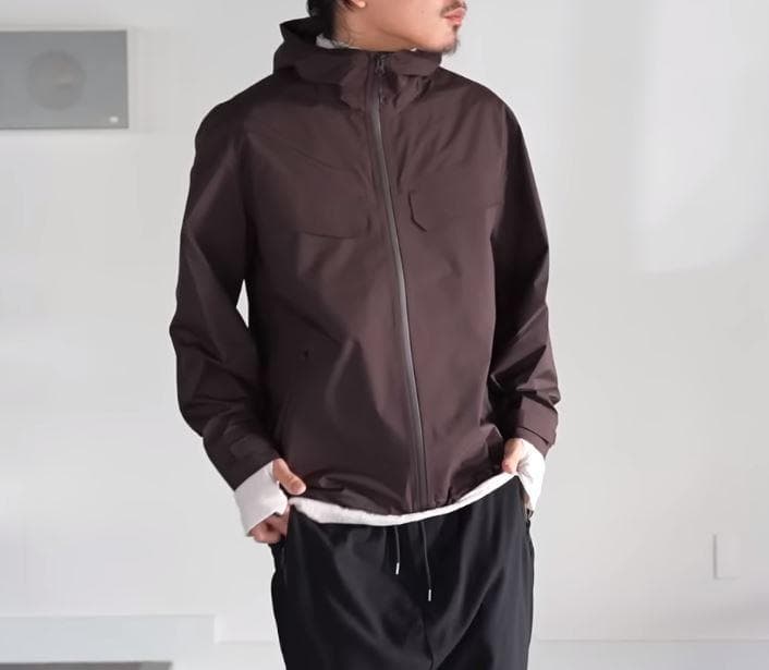 ユニクロC ブロックテックパーカ ダークブラウン M 極美品