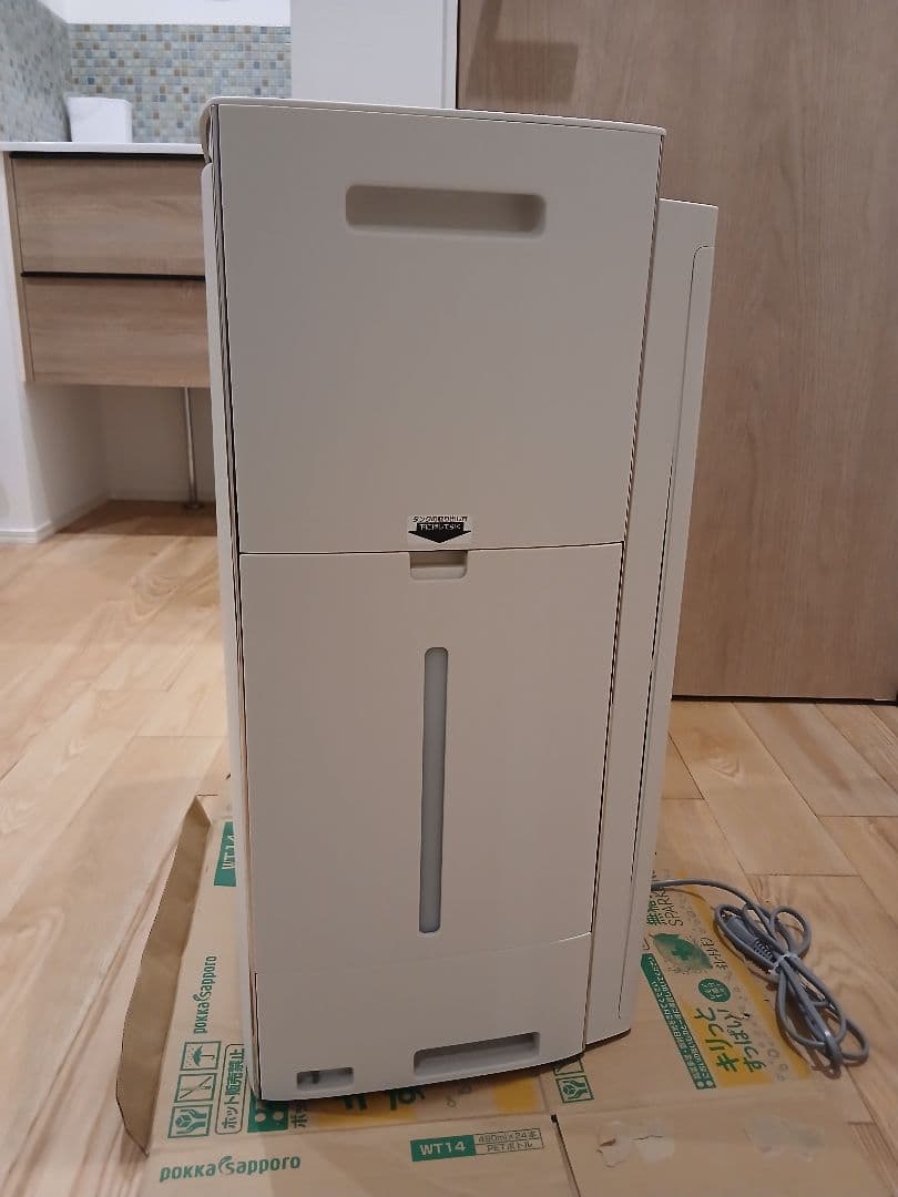 SHARP 加湿空気清浄機　床置型　KI-RX75　ホワイト