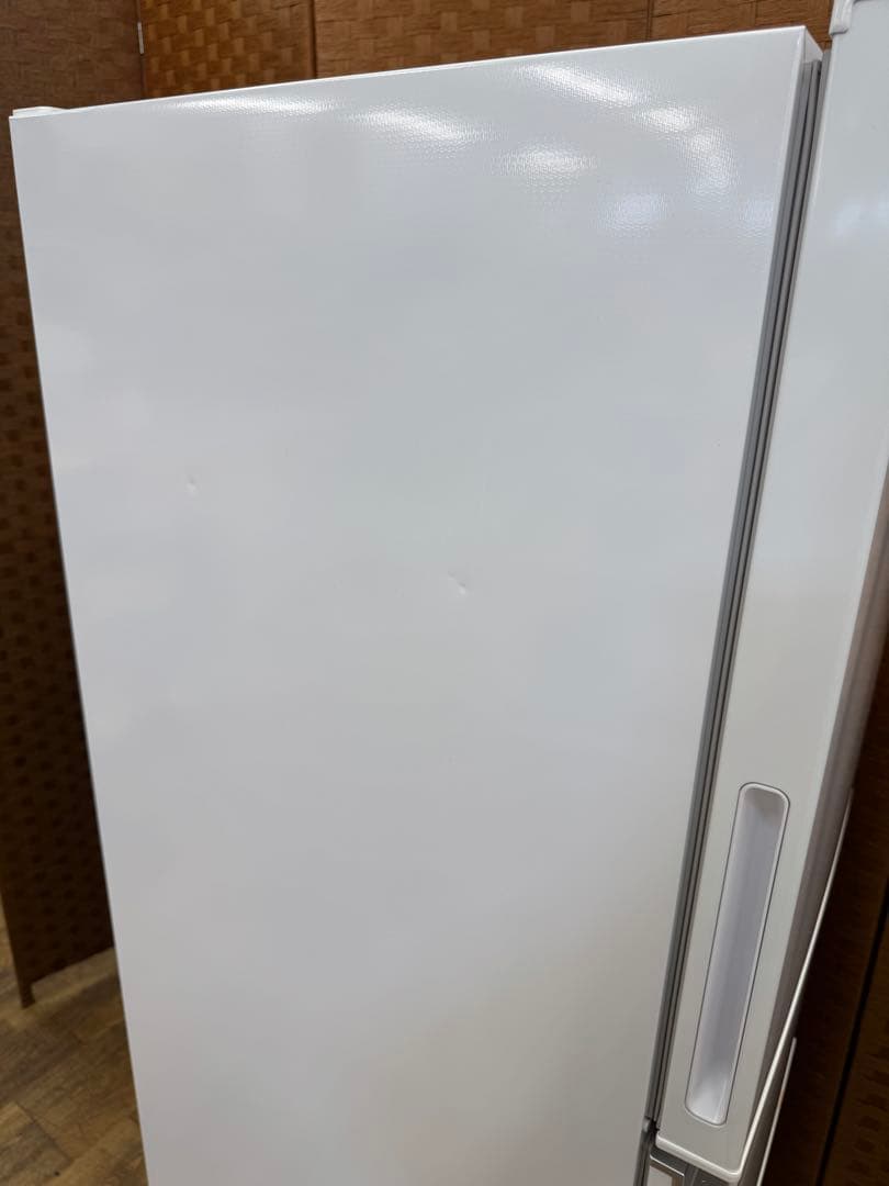 F031 Hisense ３ドア　冷蔵庫　2020年　左開き　282L