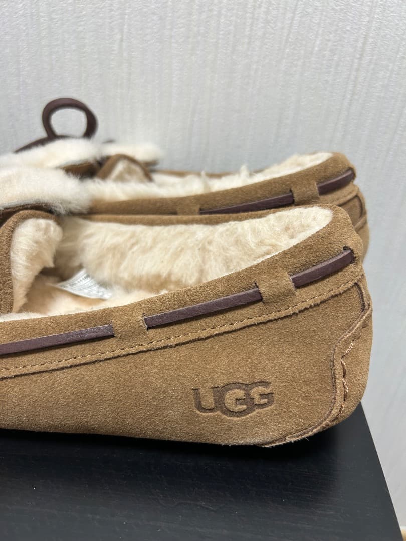 専用品　新品 UGGアンスレー モカシン スリッポン 22cm