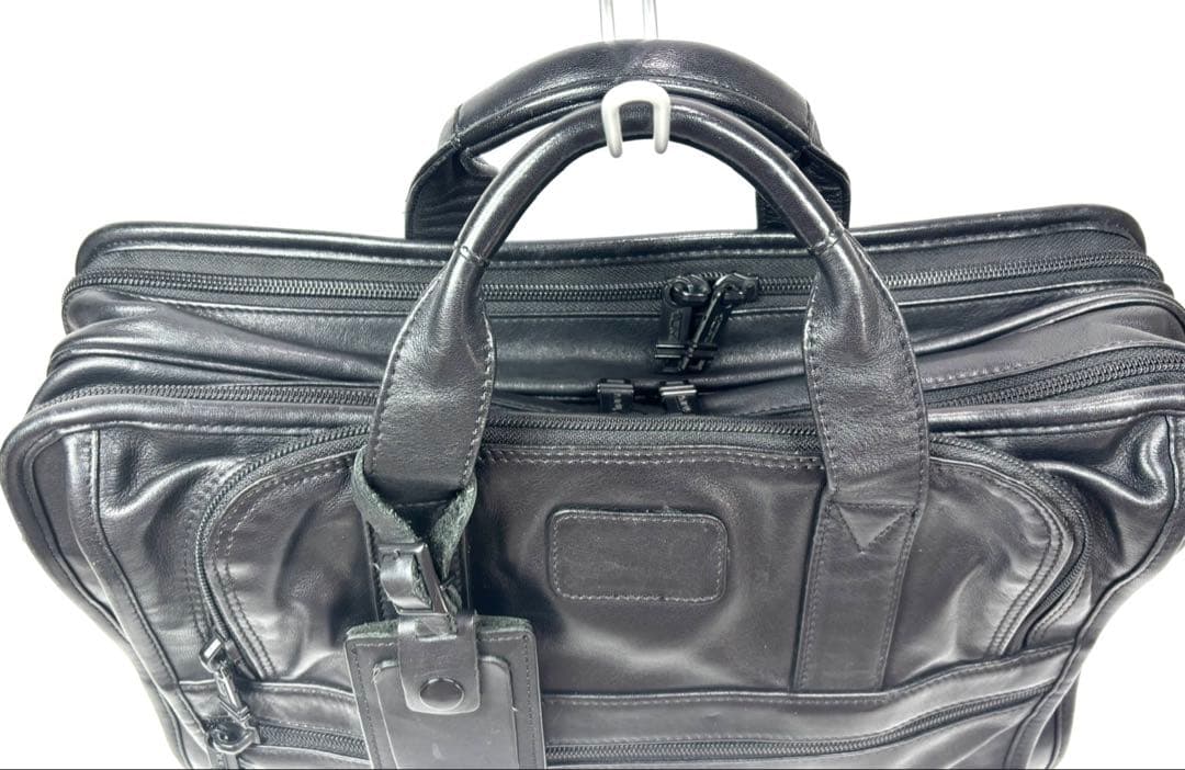 さむがり 　TUMI（トゥミ）9601D3レザーAlphaシリーズ