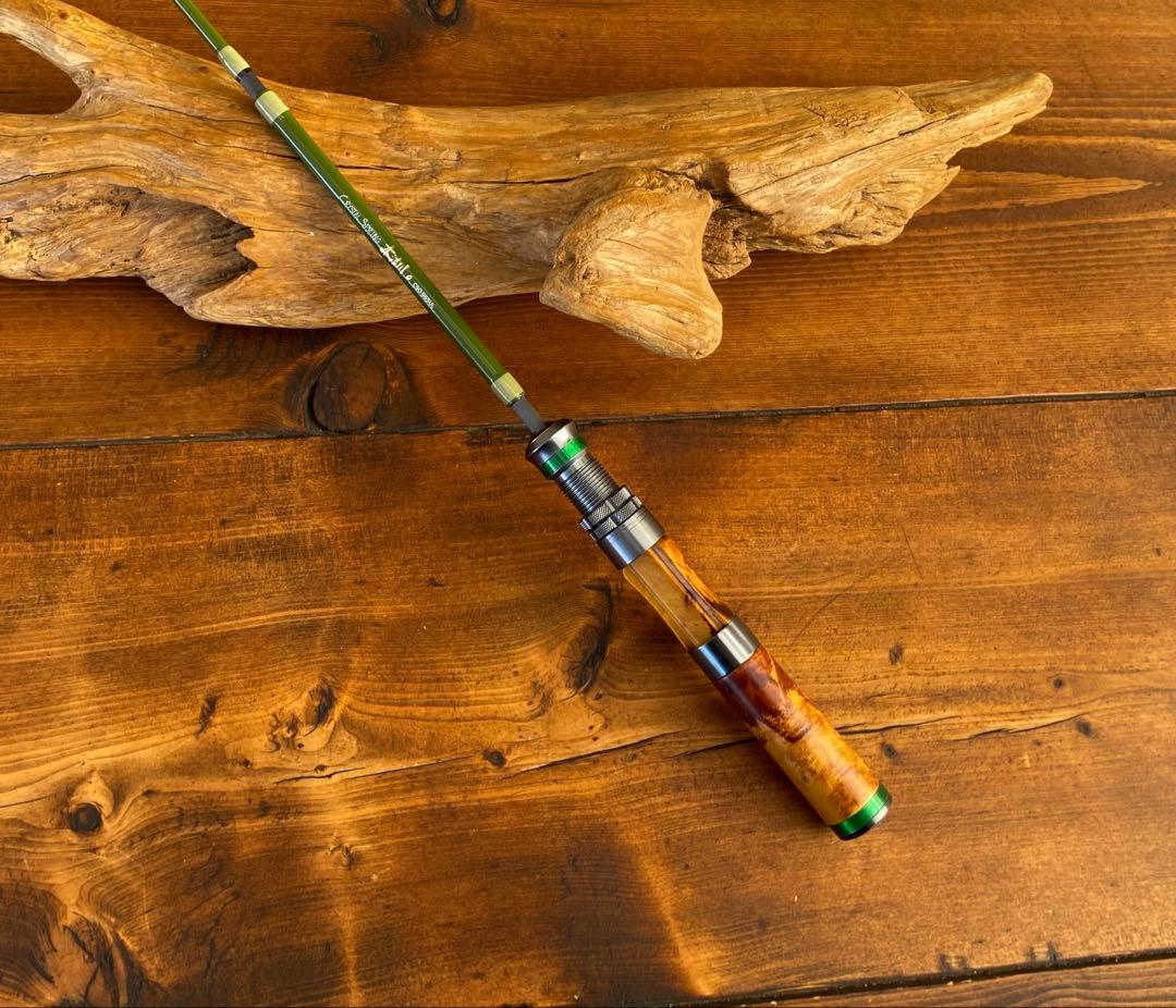 トラウトロッド　長さ調節できるロッド　ウッドグリップ　ベイトロッド　パックロッド