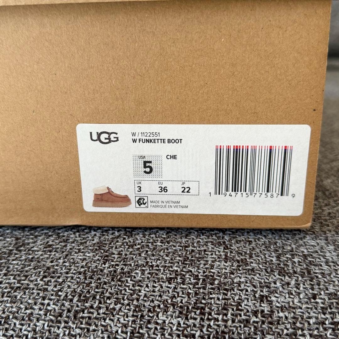 UGGファンケットブーツ