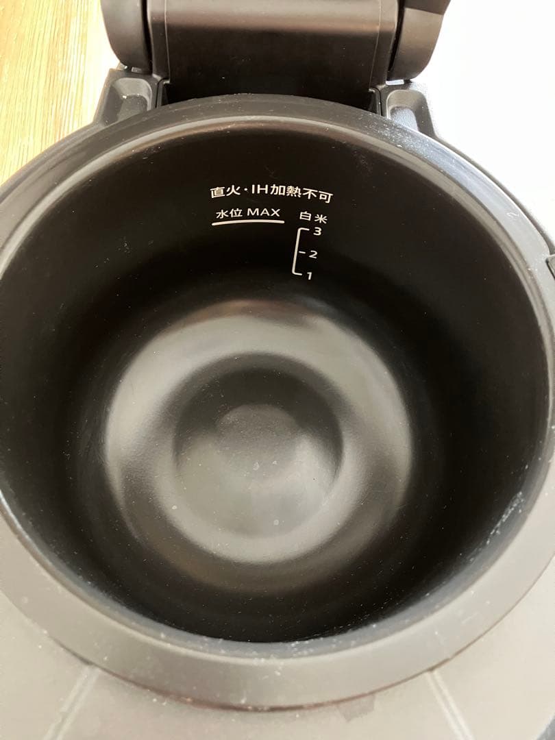 【箱あり美品】ホットクックBブラック系　KN-HW10G-B 10回使用説明書有