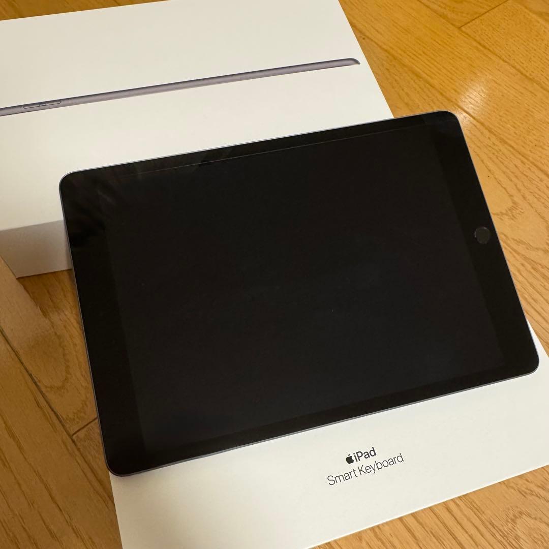 【美品】Apple iPad 64GB 第9世代 本体＋キーボードセット