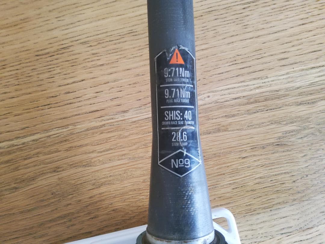 PlanetX London Road + Whisky 9 カーボンフォーク