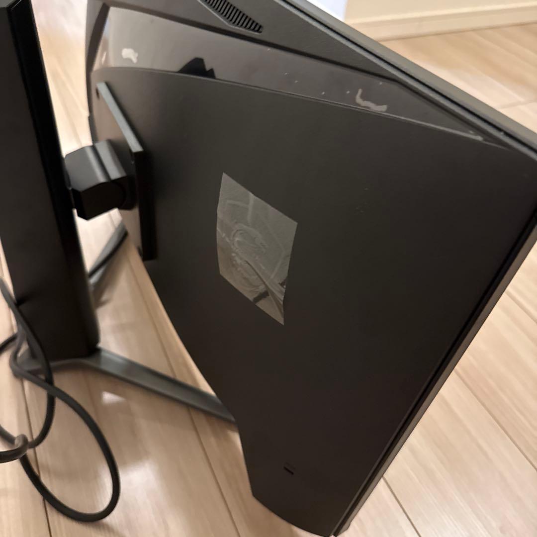 モニター　湾曲　msi MAG 27C6PF 2024年製