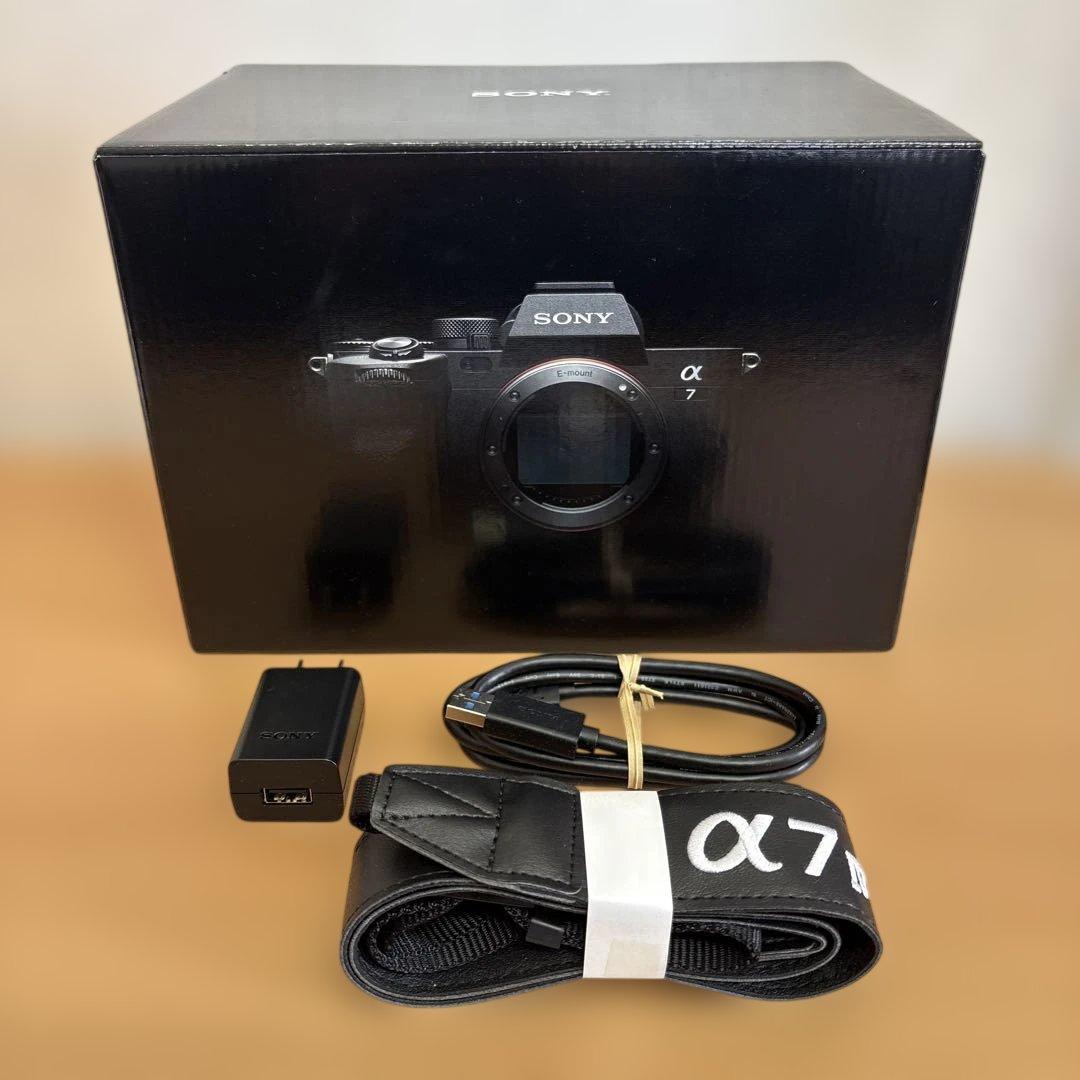 SONY α7 IV ミラーレス一眼カメラ(超美品)