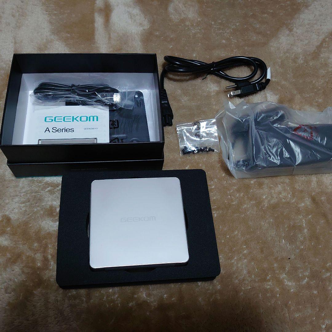 ミニPC　GEEKOM　A5 R7　5800H