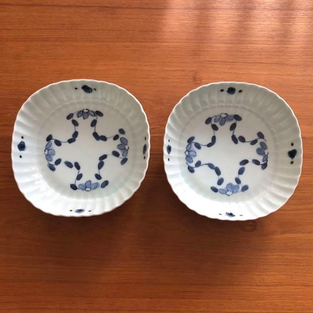 山口利枝　草花文しのぎ四方鉢　二個セット