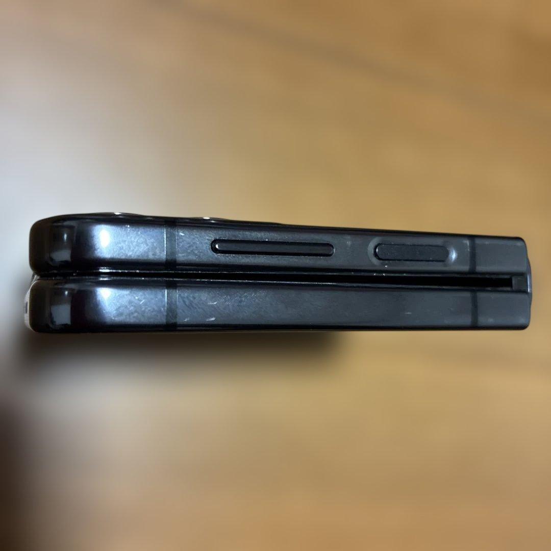 Galaxy Z Flip4 本体　不具合なし　最安値