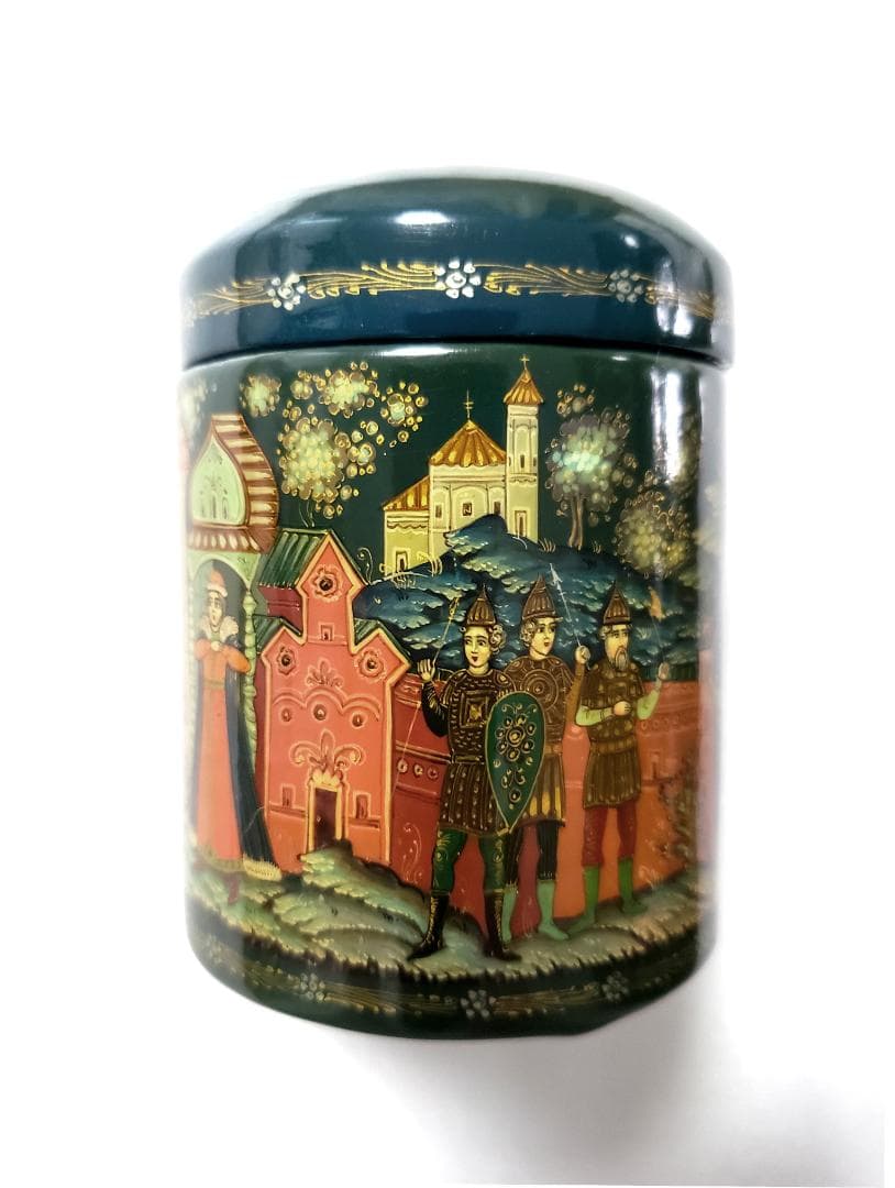 ロシア工芸品　細密画　パレフ 筒状の小箱　箱無し
