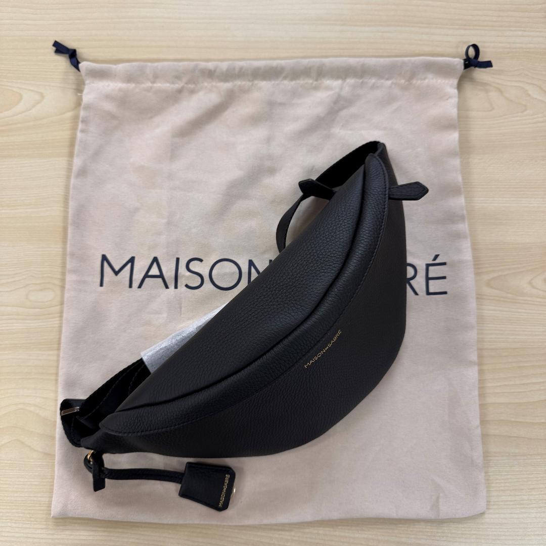 【未使用】 MAISON de SABRÉ ブラック ボディバッグ スリング