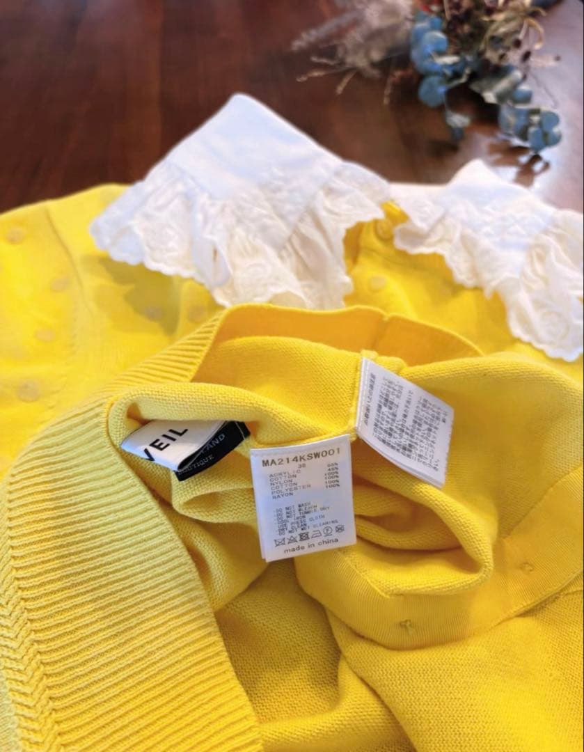 MUVEIL　　クローバーレース衿ニット