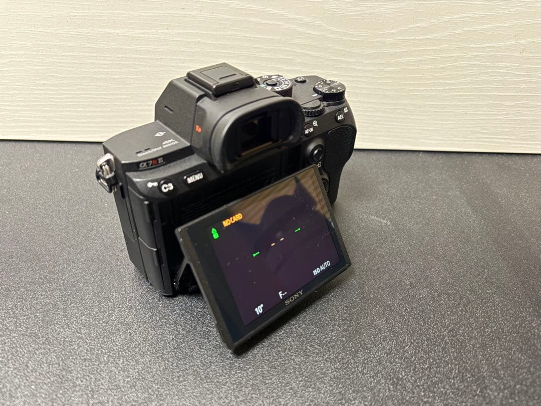 SONY フルサイズミラーレス一眼カメラ　α 7RⅢ レンズセット　おまけ付き