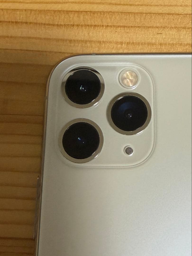 【使用感少】Apple iPhone 11 Pro シルバー 本体　64GB