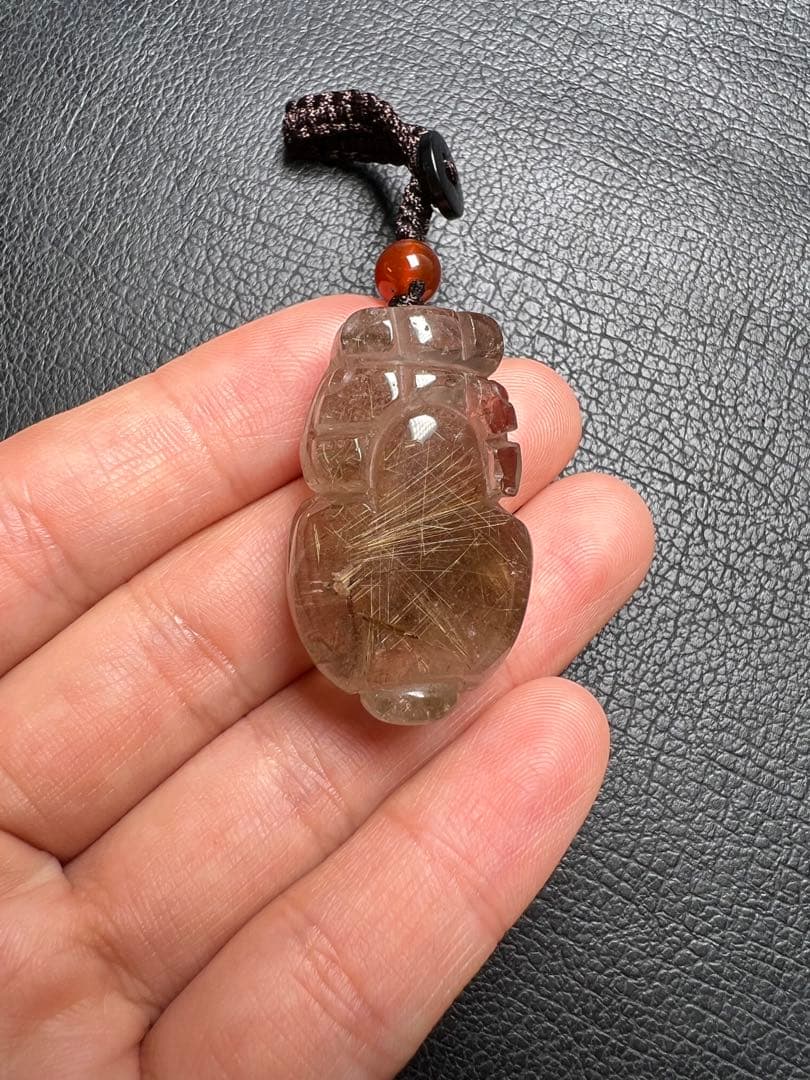 0623124  天然ルチルクォーツ貔貅ストラップ20.5*33.2ミリ