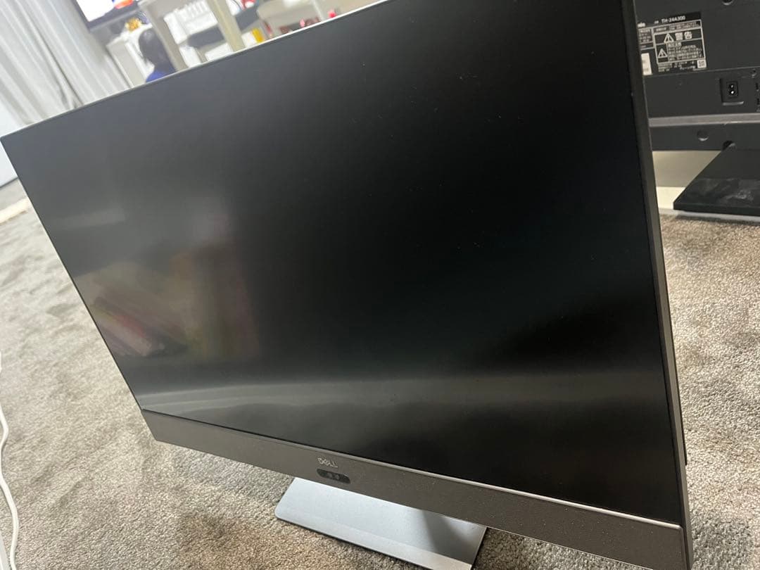 Dell Inspiron 27 7775 Series モニター