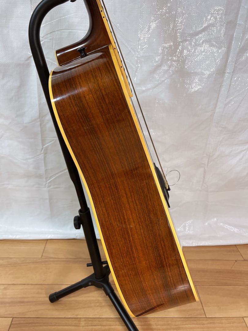 YAMAHA.FG-350Dベージュラベル。 トップ単板！