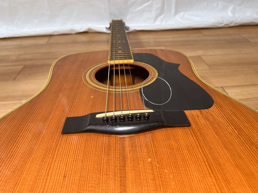 YAMAHA.FG-350Dベージュラベル。 トップ単板！